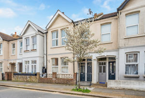 Photo 1- click for photo gallery